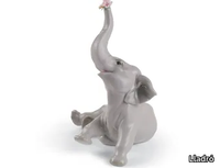 h_baby-elephant-with-pink-flower-lladro-554398-relb9f01e27.jpg thumb image