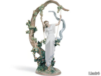 living-in-a-dream-woman-lladro-556493-relecb2c5ce.jpg thumb image