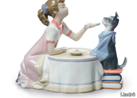 tea-time-girl-lladro-536250-rel543891d1.jpg thumb image