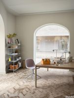 17093-en-sketch-toolbox-burnt-orange-fiber-side-chair-swivel-grey-twill-weave-620-linear-system-table-oak-tip-table-lamp-grey-piton-portable-lamp-black-org.tif thumb image