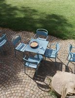19391-en-linear-steel-cafe-table-h73-70x70-side-chair-armchair-pale-blue-raise-carafe-glass-platform-tray-muuto-org.tif thumb image