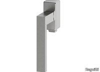 window-handle-on-rose-reguitti-471144-relb3915f02.jpg thumb image