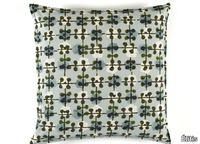 daisy-square-cushion-elitis-533884-rel390d642c.jpg thumb image