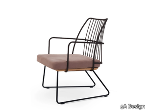 MIA XL LOUNGE SLED - Sled base powder coated steel armchair with armrests _ 5A Design