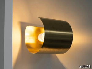 CINQUANTA MINUTI - LED brass wall lamp _ 247LAB