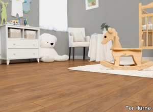 F17 OAK OCTOBER BROWN - Laminate flooring with wood effect _ Ter Hürne