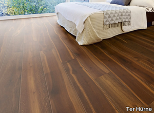 R07 OAK TOBACCO BROWN - 3 layers oak parquet _ Ter Hürne