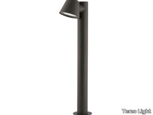 MARC - Aluminium bollard light _ Terzo Light