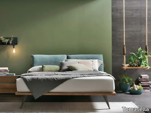 PIUMA - Double bed with upholstered headboard _ Tomasella