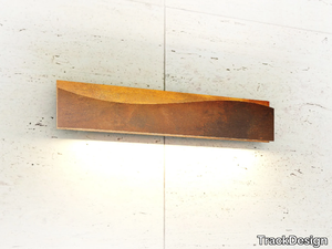 ESSE 002 - Corten™ wall light _ TrackDesign