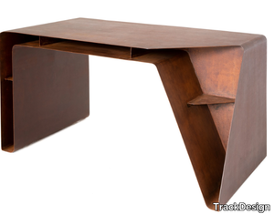 TAPE - Rectangular Corten™ writing desk _ TrackDesign