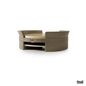 Numero Tre round coffee table