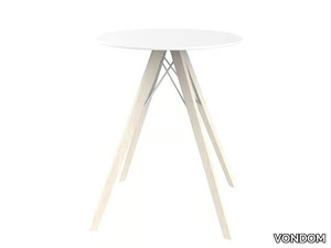 FAZ WOOD - Round HPL dining table _ VONDOM