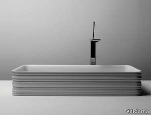 TRACE - Countertop rectangular single ceramic washbasin _ Valdama