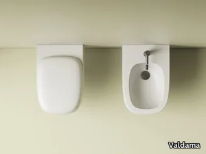 SEED - Contemporary style wall-hung rimless ceramic toilet _ Valdama