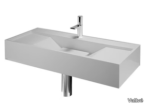 SIDES - Wall-mounted rectangular resin washbasin _ Vallvé