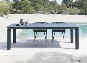 CUSTOMADE - Aluminium garden table with ceramic or HPL top _ Varaschin