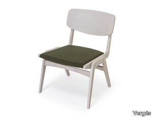 GLÖWR - Beech easy chair with integrated cushion _ Vergés