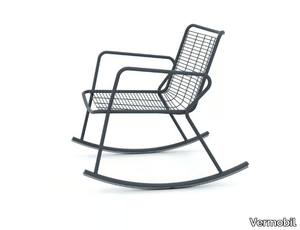 ROMA - Rocking metal garden armchair with armrests _ Vermobil