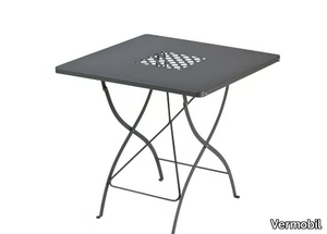 SPRINGTIME - Square metal garden table _ Vermobil