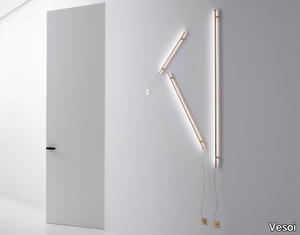 MINI.MAH - LED brass wall lamp _ Vesoi