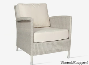 SAFI - Garden wicker easy chair with armrests _ Vincent Sheppard