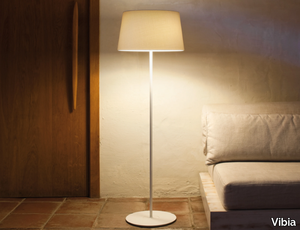 WARM 4906 - Glass-fibre floor lamp _ Vibia