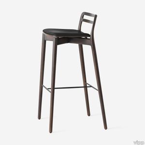 Cabin bar stool