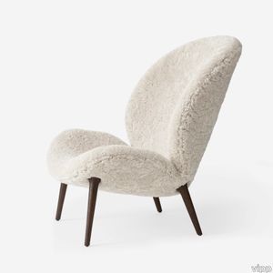 Lodge lounge chair