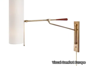 FRANKFORT - Articulating Wall Light in Hand-Rubbed Antique Brass _ Visual Comfort Europe