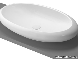 ISTANBUL - Countertop oval ceramic washbasin _ VitrA Bathrooms