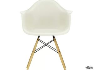 DAW - Polypropylene chair with armrests _ Vitra