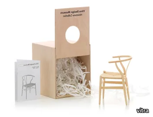 MINIATURES Y-CHAIR - Wooden miniature _ Vitra