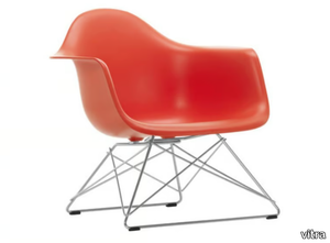 LAR - Polypropylene easy chair with armrests _ Vitra