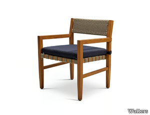 RESORT ROYCE - Teak garden chair with armrests _ Walters