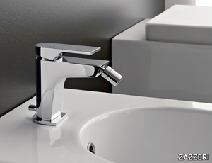 100 - Countertop bidet mixer with flexible hose _ ZAZZERI