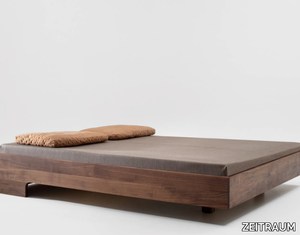 SNOOZE - Solid wood double bed _ ZEITRAUM