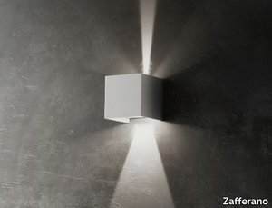 CUBETTO - Die cast aluminium outdoor wall lamp _ Zafferano
