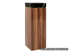 TOPO - Wooden pedestal with marble top _ ANA ROQUE INTERIORS