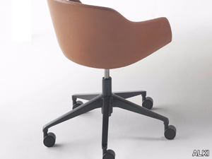 KUSKOA BI - Leather chair with castors with 5-spoke base _ ALKI