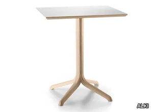 JANTZI - Square oak table with 4-star base _ ALKI