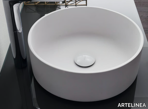 CERAMIC - Countertop round Ceramilux® washbasin _ ARTELINEA