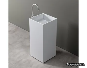 ICUBE - Freestanding Corian® washbasin _ Acquapazza