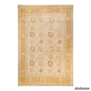 Ivory Traditional Wool Rug