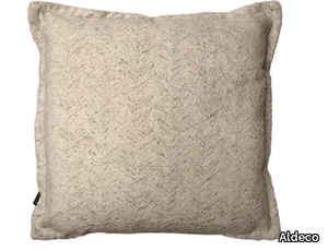 WILD THING Wild White - Square cushion _ Aldeco