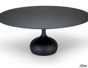 SAEN / 011 - Table with base in polyurethane and round top in MDF _ Alias