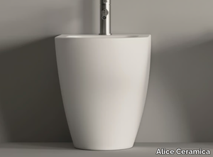 UNICA - Floor mounted ceramic bidet _ Alice Ceramica