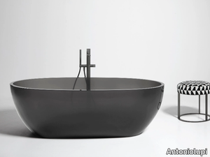 REFLEX - Freestanding oval Cristalmood® bathtub _ Antoniolupi