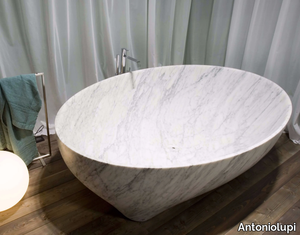 SOLIDEA - Carrara marble bathtub _ Antoniolupi