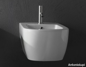 KOMODO - Wall-hung ceramic bidet _ Antoniolupi